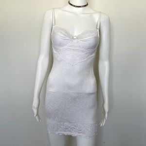 Vintage Illusion White Slip, Size 32 B